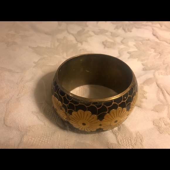 Bangle bracelet - Picture 2 of 3